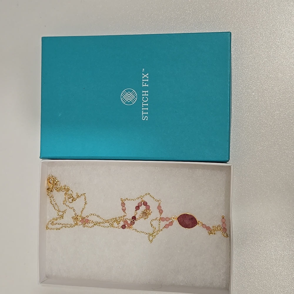 Stitch Fix Gold and Pink Layered Necklace - Picture 15 of 16